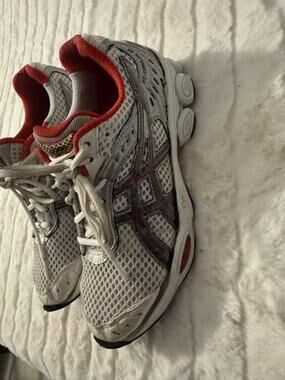 Men's White Gray Mesh Athletic Sneakers Size 9 US 40.5 EU Casual Shoes